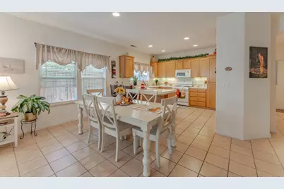 2919 Las Flores Cir, Los Banos, CA 93635 - Photo 8