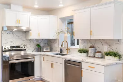 2188 Patton Ave, Napa, CA 94559 - Photo 8