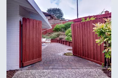 15 Bay View Dr, San Carlos, CA 94070 - Photo 42