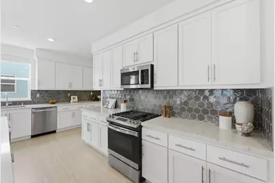 9960 Seawind Way, Newark, CA 94560 - Photo 14
