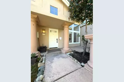 12922 Carmel Creek Rd 34, San Diego, CA 92130 - Photo 2