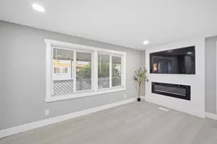 174 Redwood Dr 174, Hollister, CA 95023 - Photo 8