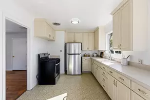 2130 Madison Ave, Redwood City, CA 94061 - Photo 12