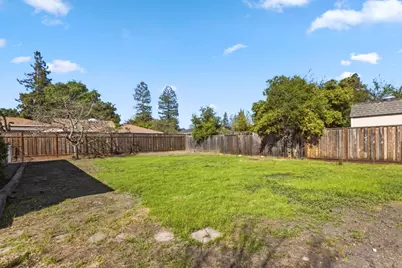 2130 Madison Ave, Redwood City, CA 94061 - Photo 24