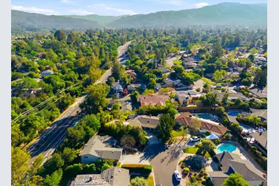 120 Brocastle Way, Los Gatos, CA 95032 - Photo 56