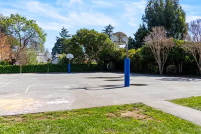 1105 Summer Ave, Burlingame, CA 94010 - Photo 30