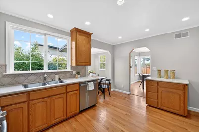 1656 Lassen Way, Burlingame, CA 94010 - Photo 12