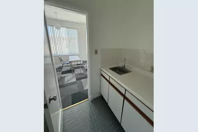 9 Silliman St, San Francisco, CA 94134 - Photo 4