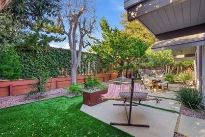 943 Trophy Dr, Mountain View, CA 94040 - Photo 50