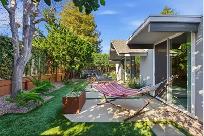 943 Trophy Dr, Mountain View, CA 94040 - Photo 44