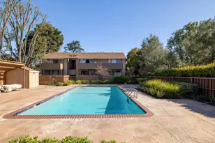 2456 W Bayshore Rd 10, Palo Alto, CA 94303 - Photo 16