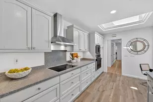 13411 Pastel Ln, Mountain View, CA 94040 - Photo 18