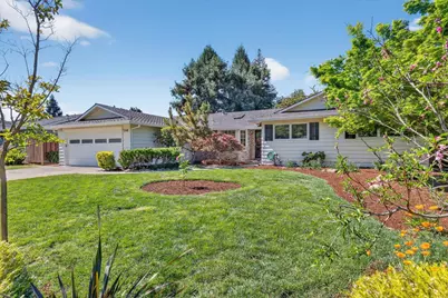 13411 Pastel Ln, Mountain View, CA 94040 - Photo 4