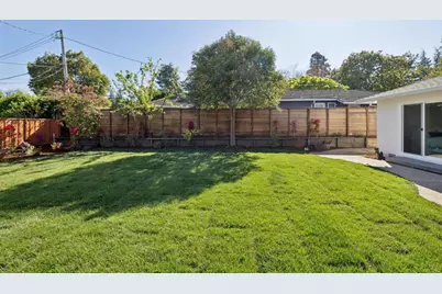 822 Amber Ln, Los Altos, CA 94024 - Photo 26