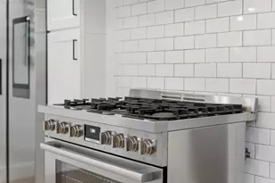 580 Green Manor Ct, Palo Alto, CA 94301 - Photo 12