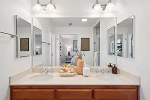 239 Granada Park Cir, Mountain View, CA 94043 - Photo 20