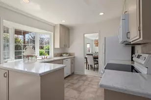 430 Hyde Park Dr, San Jose, CA 95136 - Photo 4