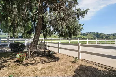 3465 Susie Ln, Gilroy, CA 95020 - Photo 12