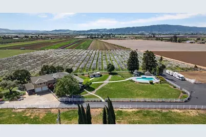 3465 Susie Ln, Gilroy, CA 95020 - Photo 98