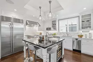 2105 Hillside Dr, Burlingame, CA 94010 - Photo 14