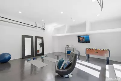 2105 Hillside Dr, Burlingame, CA 94010 - Photo 90