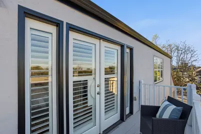 2105 Hillside Dr, Burlingame, CA 94010 - Photo 64