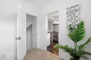 2105 Hillside Dr, Burlingame, CA 94010 - Photo 24