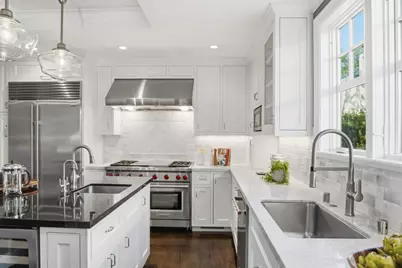 2105 Hillside Dr, Burlingame, CA 94010 - Photo 20