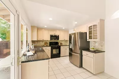 1581 Ascension Dr, San Mateo, CA 94402 - Photo 16