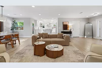1677 Middleton Ave, Los Altos, CA 94024 - Photo 10