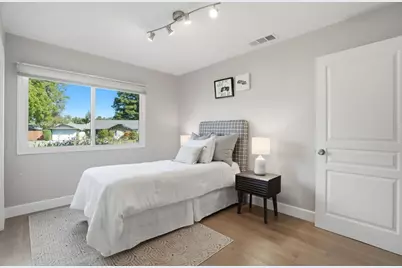 1677 Middleton Ave, Los Altos, CA 94024 - Photo 20