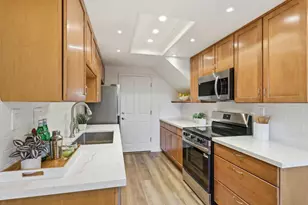 710 Winstead Ct, Sunnyvale, CA 94087 - Photo 10