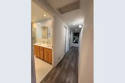 5187 Doyle Rd, San Jose, CA 95129 - Photo 22