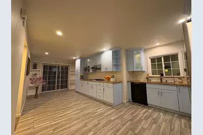 5187 Doyle Rd, San Jose, CA 95129 - Photo 12
