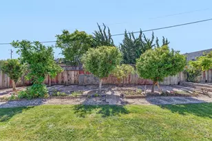 97 Logan St, Watsonville, CA 95076 - Photo 52