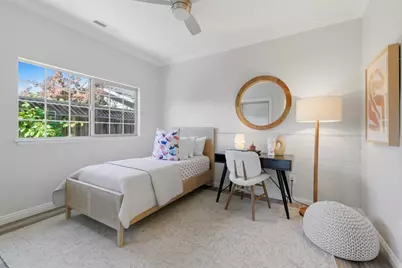 1054 Longfellow Ave, Campbell, CA 95008 - Photo 26