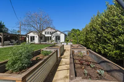 1054 Longfellow Ave, Campbell, CA 95008 - Photo 44