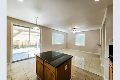 312 Mullion Ct, San Jose, CA 95116 - Photo 14