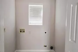 312 Mullion Ct, San Jose, CA 95116 - Photo 24