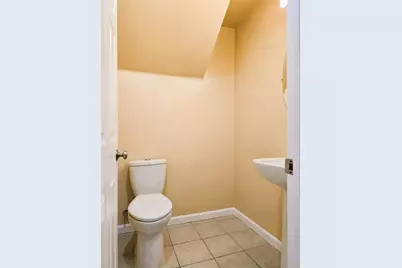 312 Mullion Ct, San Jose, CA 95116 - Photo 8