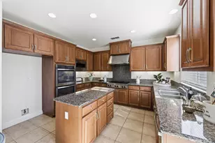 698 W Rico Way, Tracy, CA 95391 - Photo 16