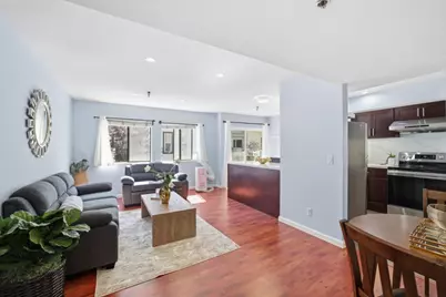 711 S Bayshore Blvd 6, San Mateo, CA 94401 - Photo 2