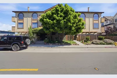 711 S Bayshore Blvd 6, San Mateo, CA 94401 - Photo 32