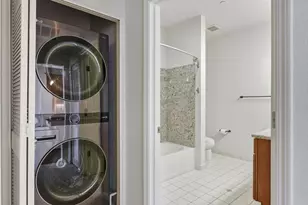 1445 Fruitdale Ave 101, San Jose, CA 95128 - Photo 24