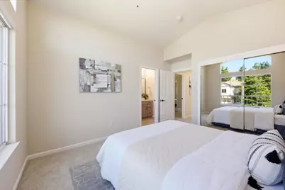 117 Lakewood Cir, San Mateo, CA 94402 - Photo 54