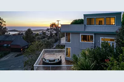 103 Dolphine Ave, El Granada, CA 94018 - Photo 8