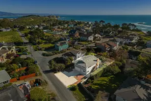 846 San Ramon Ave, Moss Beach, CA 94038 - Photo 2