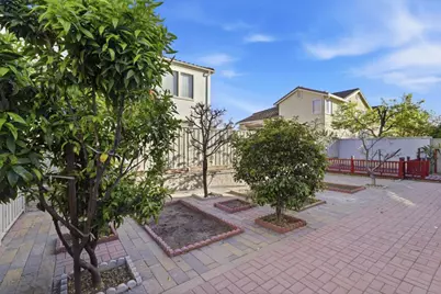 2582 Minuet Dr, San Jose, CA 95131 - Photo 40