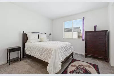 667 Pleasant Dr, Lathrop, CA 95330 - Photo 16