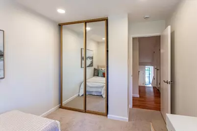 912 La Barbera Dr, San Jose, CA 95126 - Photo 16